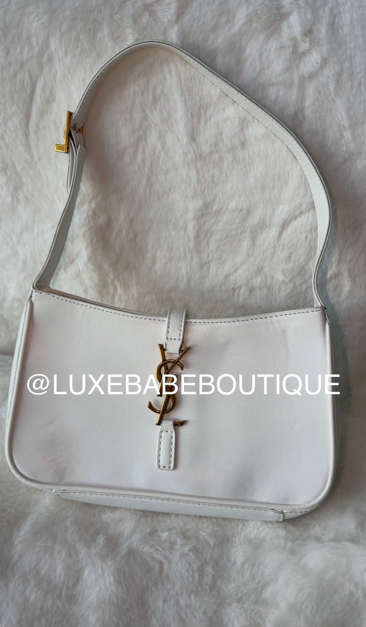 White bag - no box