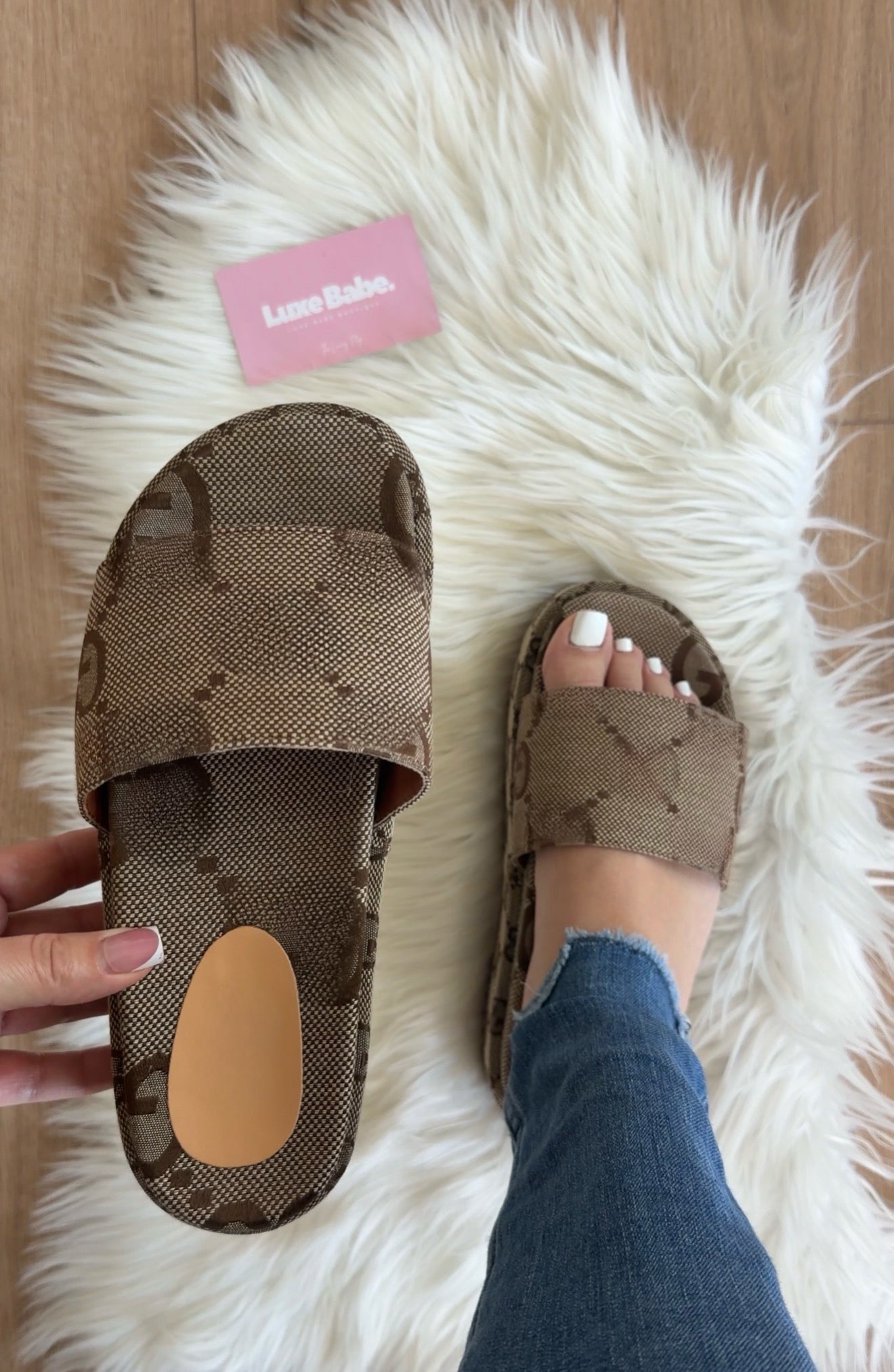 Women’s 6 platform sandals