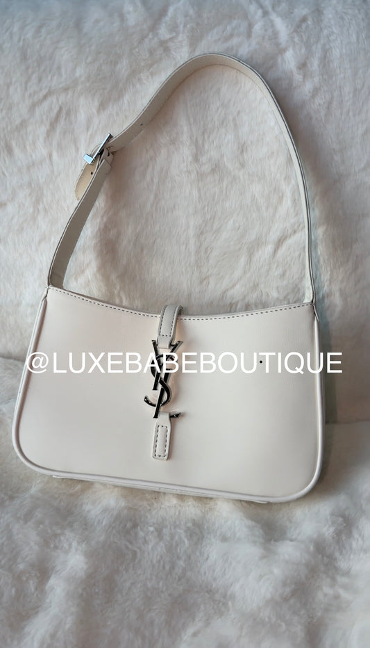 White bag - no box