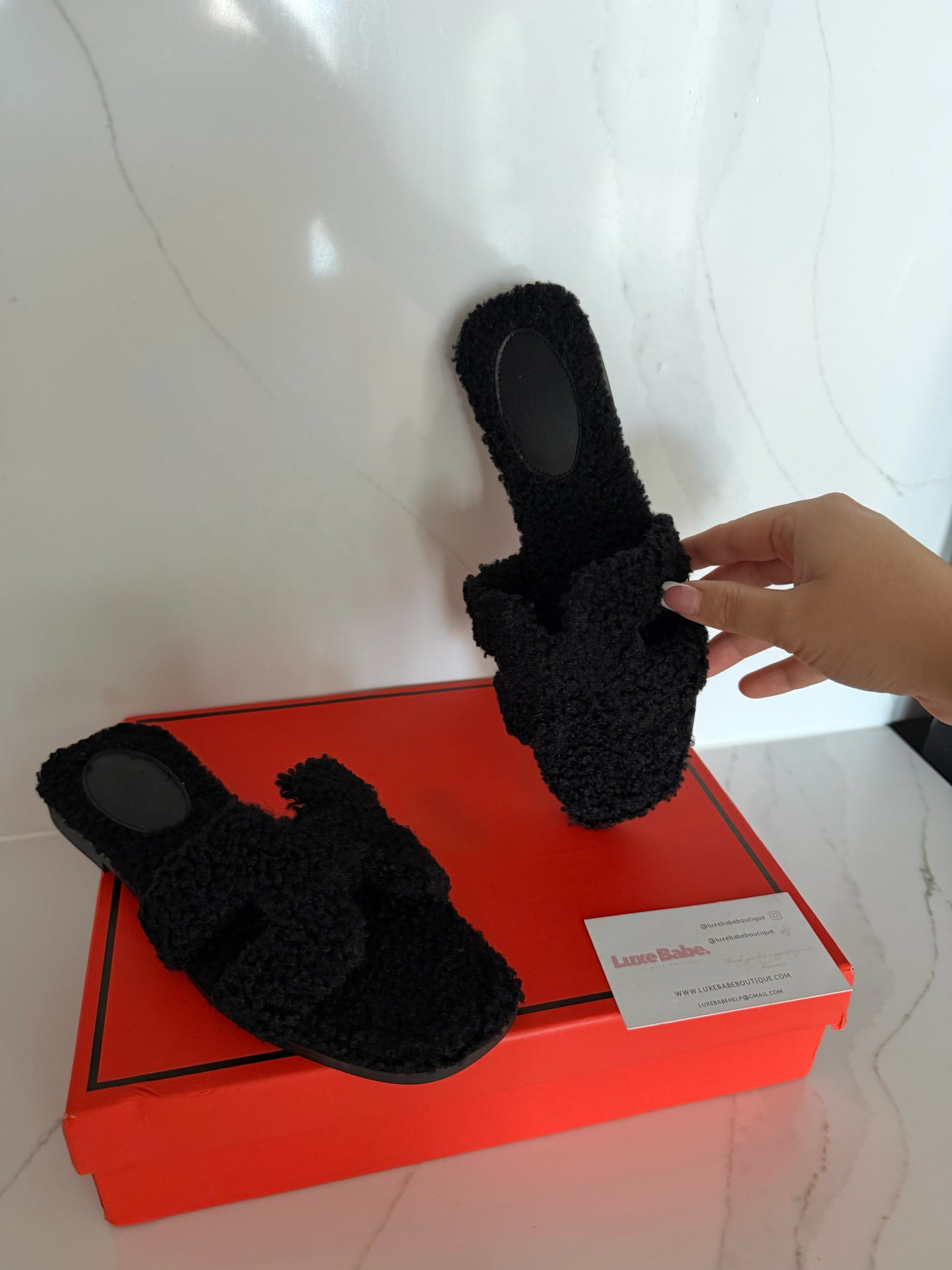 Women’s 6 hermosa slippers fluffy