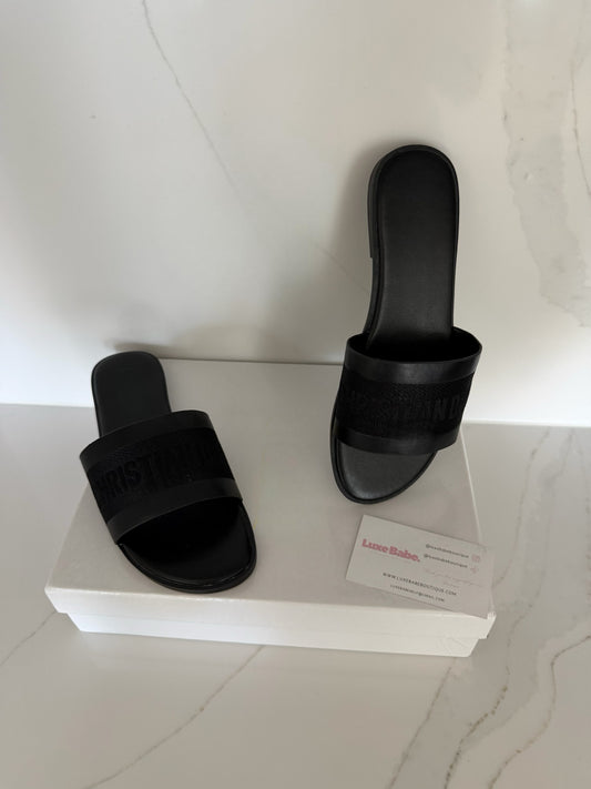 Women’s 6 adore sandals