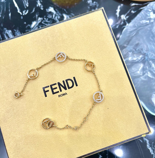 Fend Bracelet