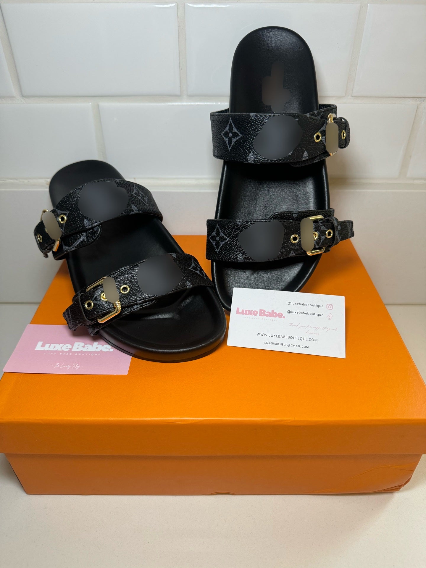 Lv Sandals - Black