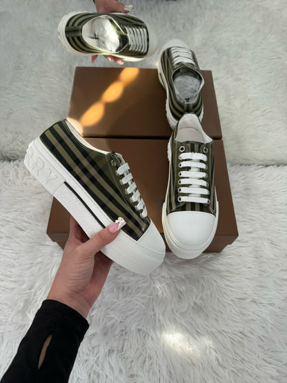 Berry Shoes