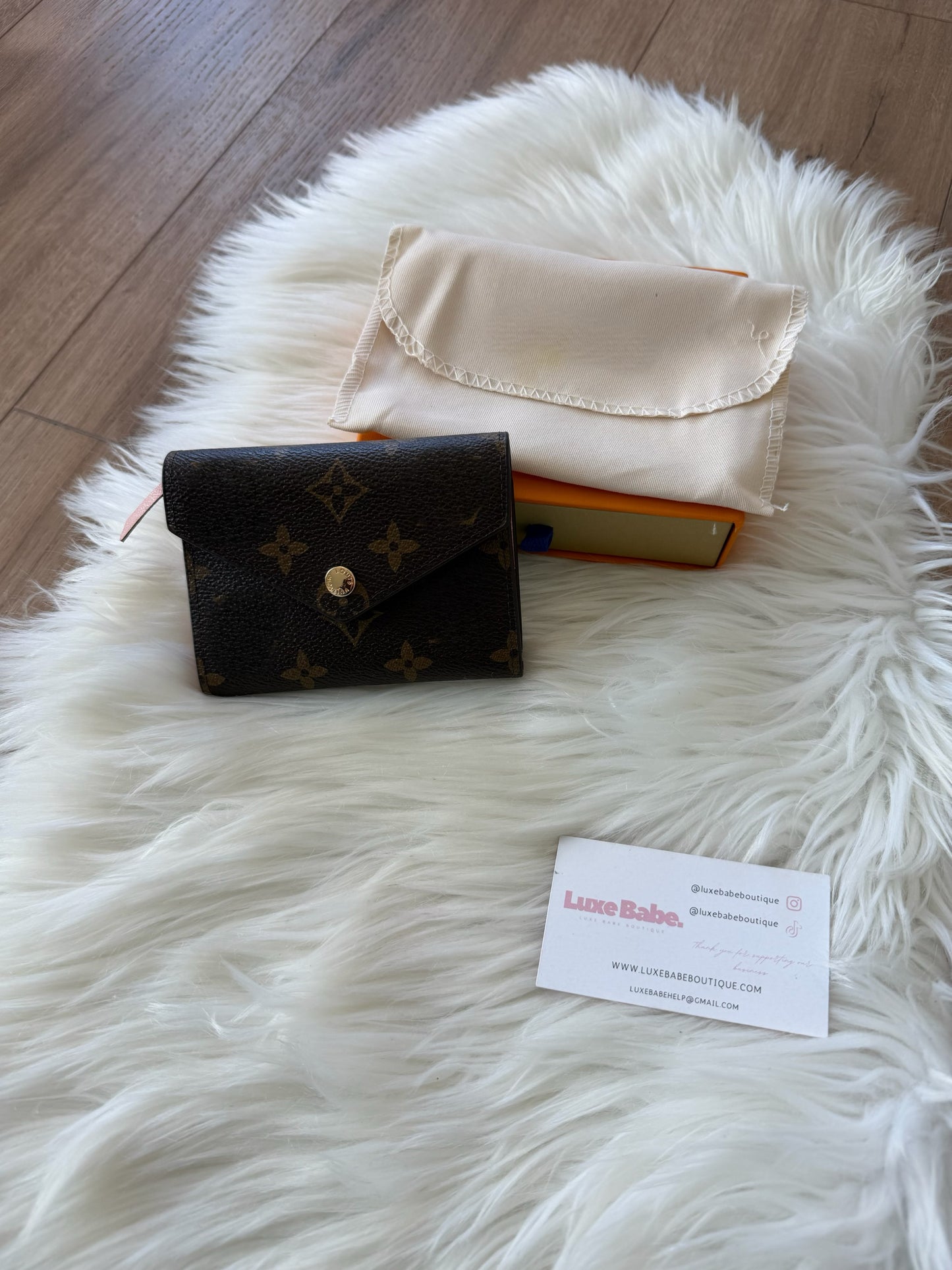 Pink lv wallet