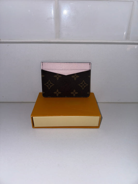 LV Cardholder